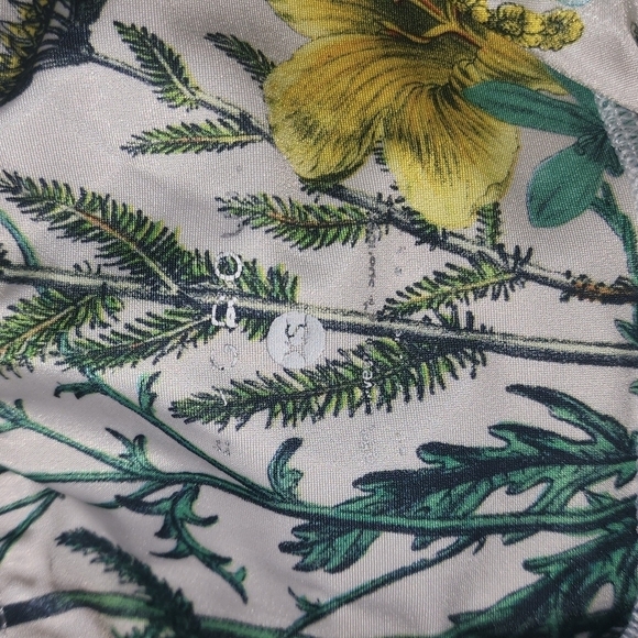 Playground Botanical Printed Athletic Leggings - Picture 7 of 9